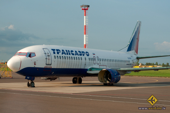 Boeing 737-4S3