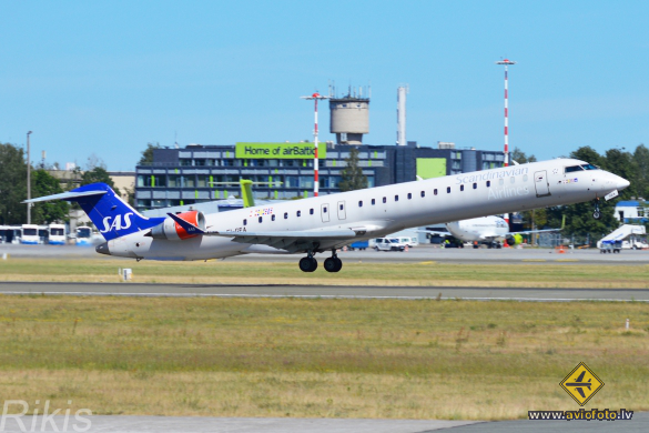 Bombardier CRJ-900 (CL-600-2D24)