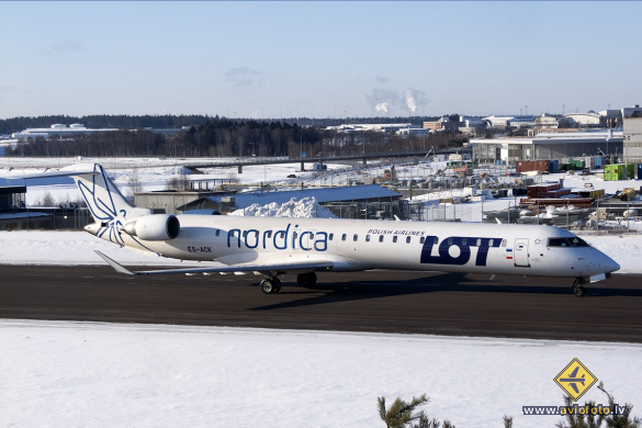Bombardier CRJ-900ER (CL-600-2D24)