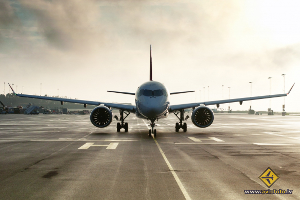 Bombardier CSeries CS300 (BD-500-1A11)