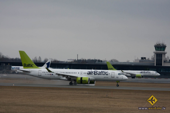 Bombardier CSeries CS300 (BD-500-1A11)