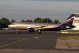 Airbus A320-214