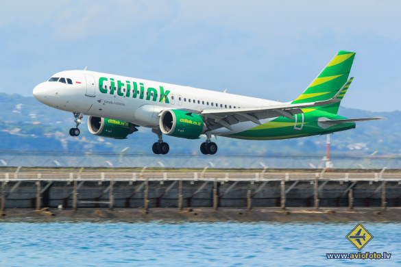 Airbus A320-251N