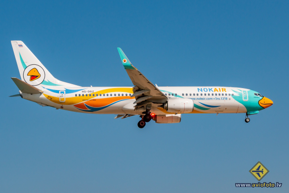 Boeing 737-88L