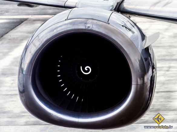 Boeing 737-522