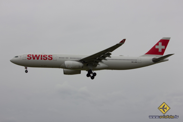 Airbus A330-343