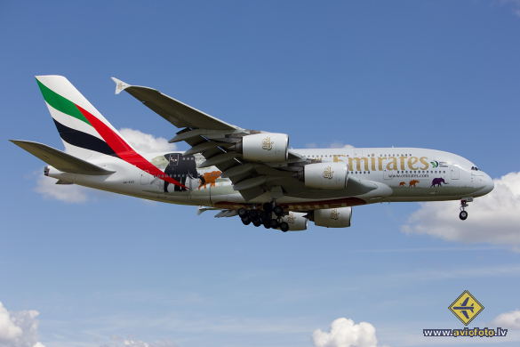 Airbus A380-861