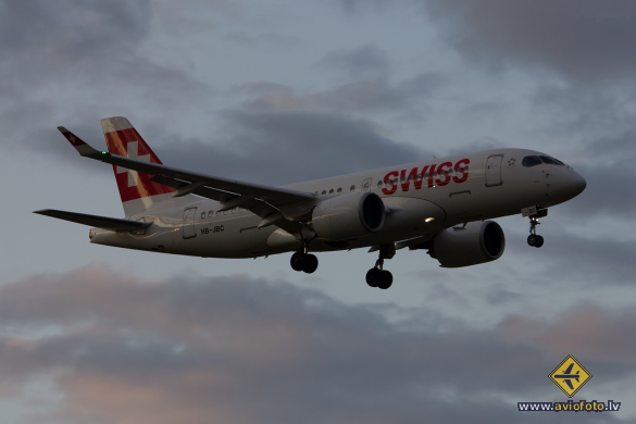 Bombardier CSeries CS100 (BD-500-1A10)
