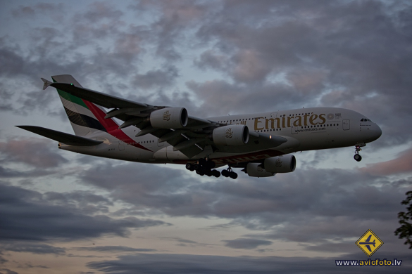 Airbus A380-861