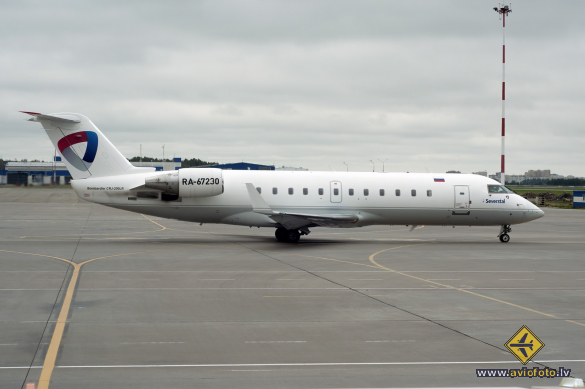 Bombardier CRJ-200LR (CL-600-2B19)
