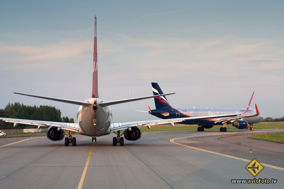 Airbus A321-211