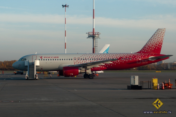 Airbus A320-214
