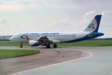 Airbus A320-214