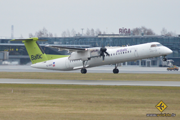 Bombardier DHC-8-402 Q400