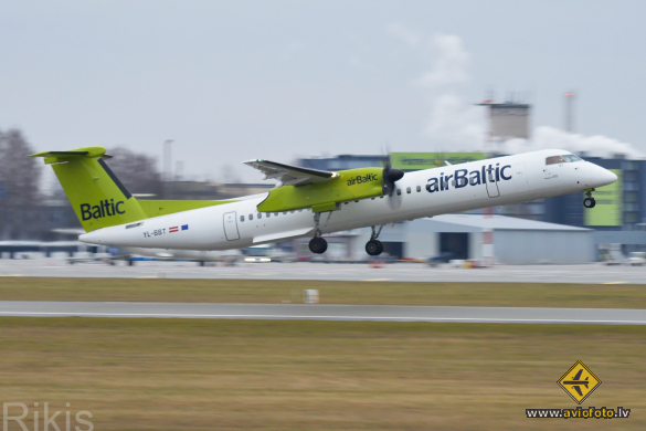 Bombardier DHC-8-402 Q400