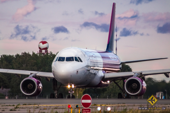 Airbus A320-232