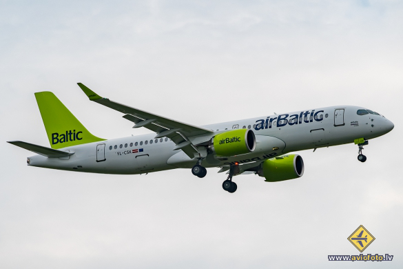 Airbus A220-300