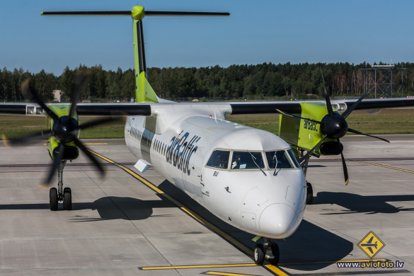 Bombardier DHC-8-402 Q400