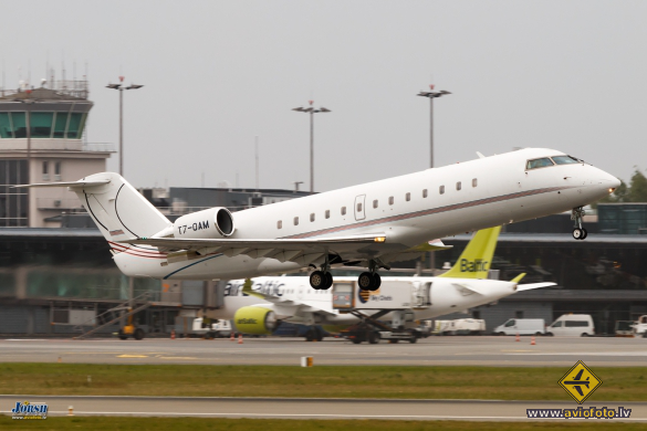 Bombardier Challenger 850 (CRJ-200SE/CL-600-2B19)