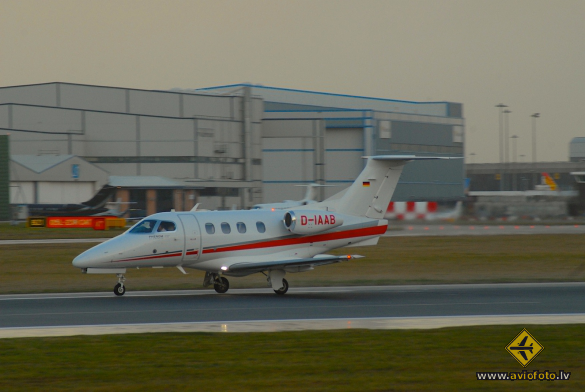 Embraer EMB-500 Phenom 100