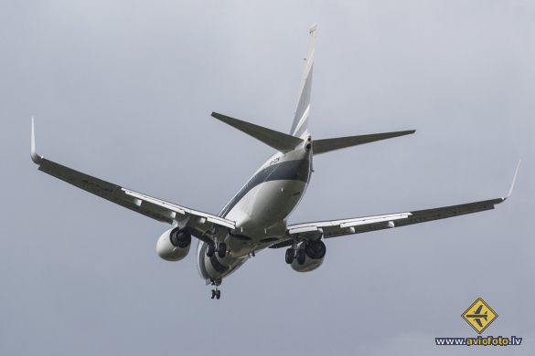 Boeing 737-7HF BBJ