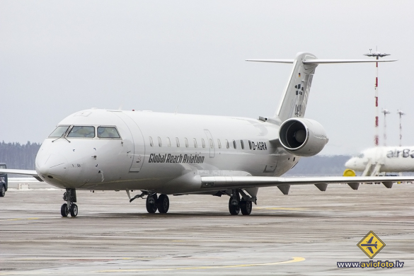 Bombardier CRJ-200LR (CL-600-2B19)