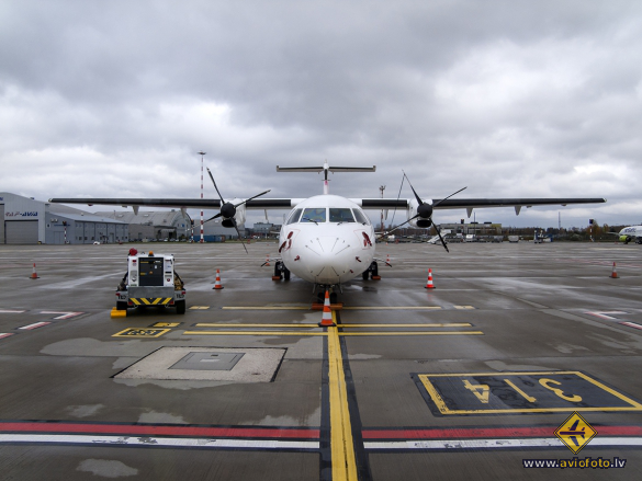 ATR ATR-72-202F
