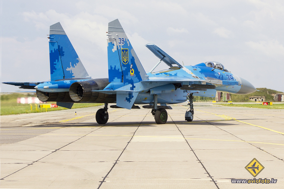 Sukhoi Su-27