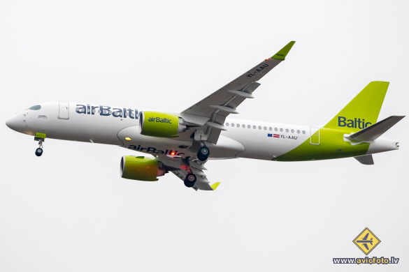 Airbus A220-300