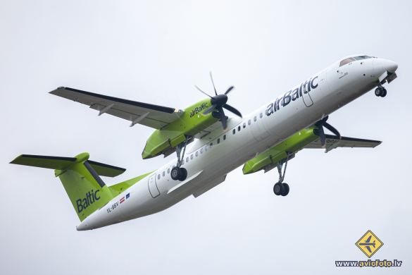 Bombardier DHC-8-402 Q400