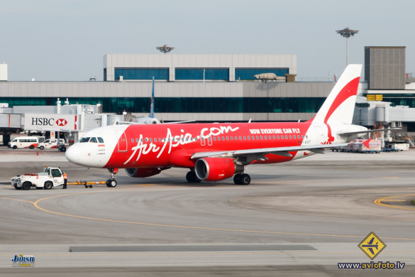 Airbus A320-216