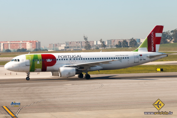 Airbus A320-214