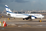 Boeing 737-85P