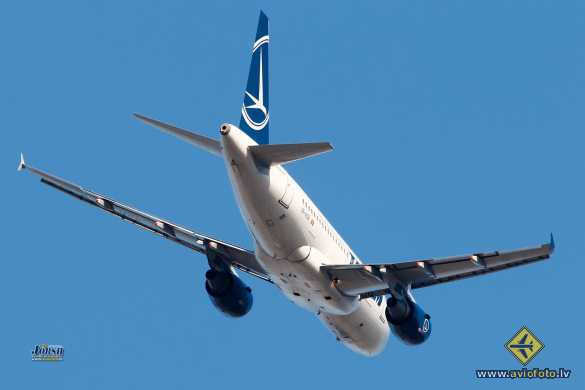 Airbus A318-111