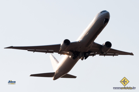 Boeing 767-424/ER