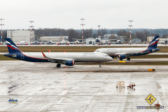 Airbus A321-211