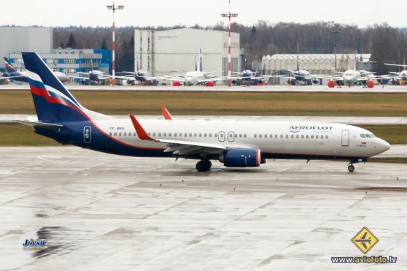 Boeing 737-8MC