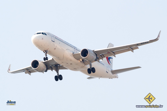 Airbus A320-214