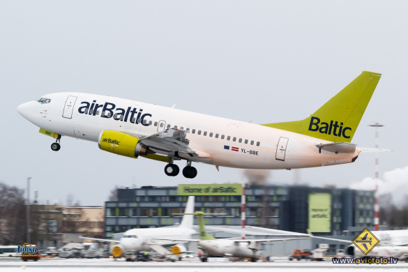Boeing 737-53S