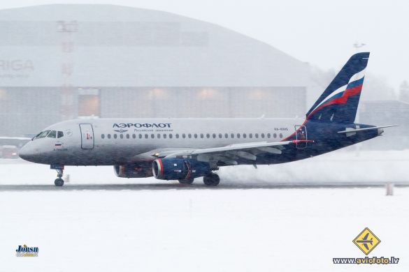 Sukhoi SSJ-100-95B Superjet 100 (RRJ-95B)