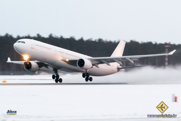 Airbus A330-322