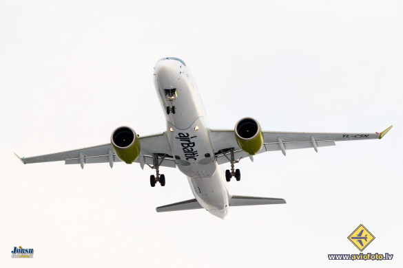 Airbus A220-300