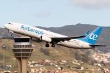 Boeing 737-85P