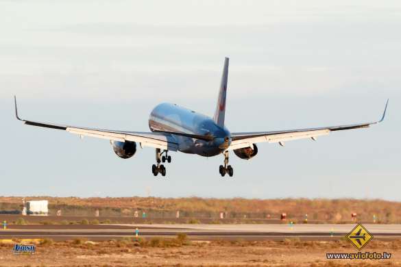 Boeing 757-28A