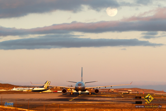 Airbus A330-343