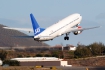 Boeing 737-883