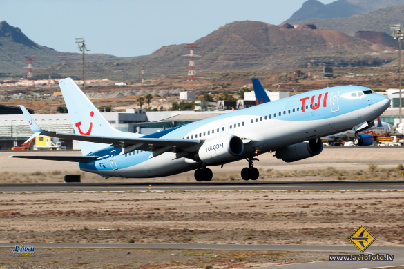 Boeing 737-8K5
