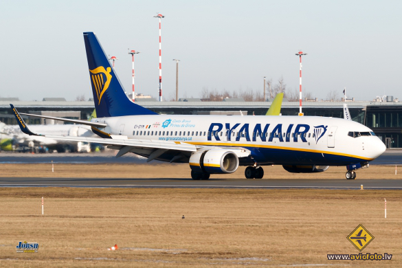 Boeing 737-8AS