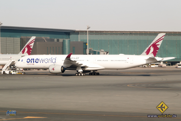 Airbus A350-1041
