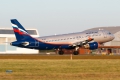 Airbus A320-214